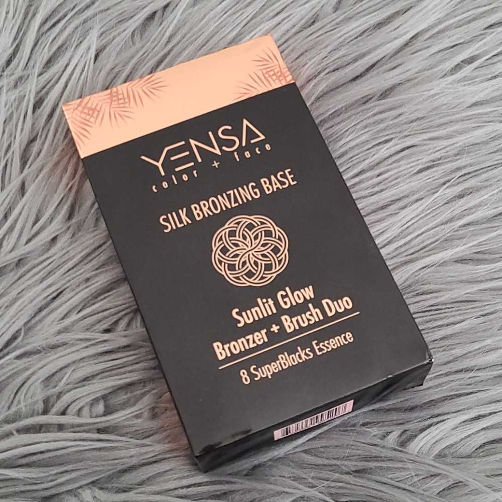 Yensa bronzer & brush duo